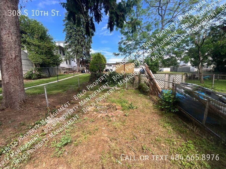 308 S 10th St - Photo 6 of 11