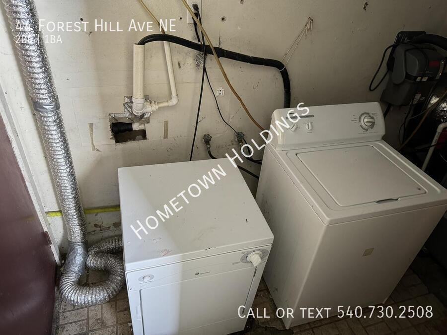 44 Forest Hill Ave Ne - Photo 4 of 18