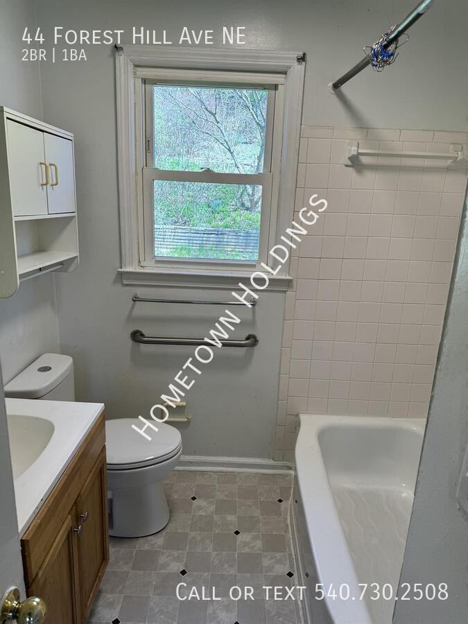 44 Forest Hill Ave Ne - Photo 7 of 18