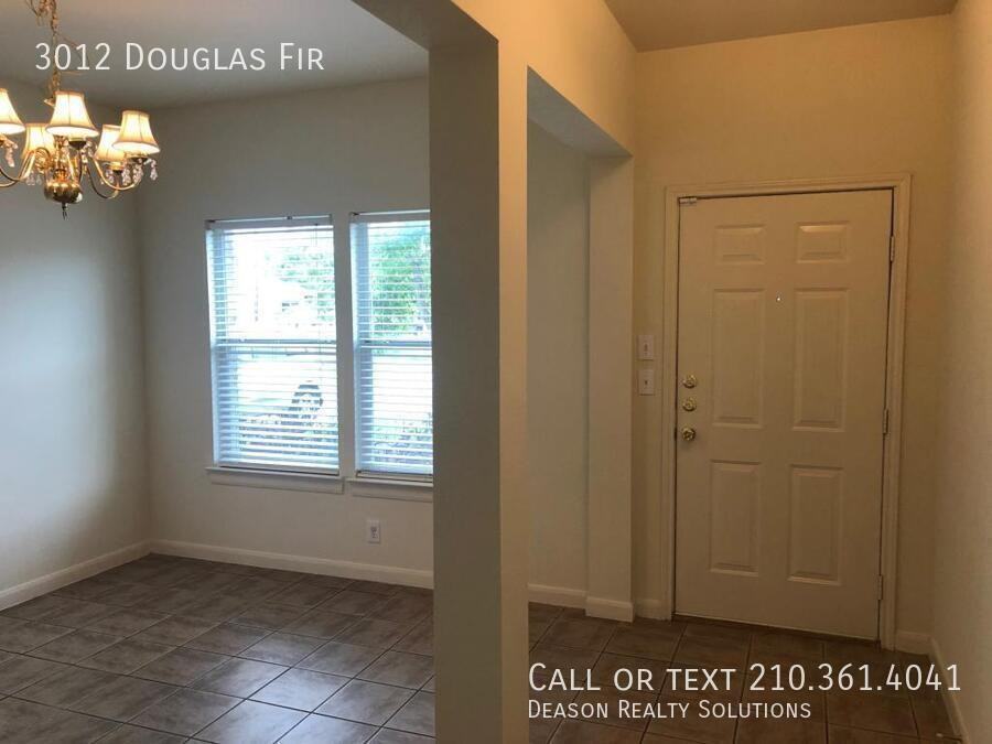 3012 Douglas Fir Dr - Photo 4 of 22