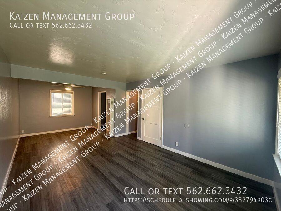 1968 Chestnut Ave #11 - Photo 3 of 9