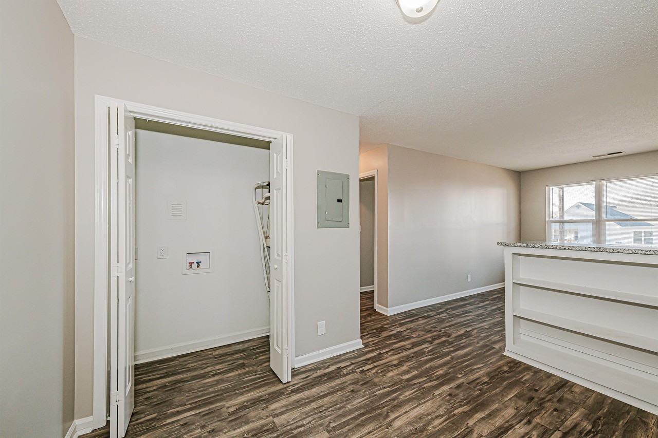 HoskinsMill234-(8Units) - Photo 2 of 18