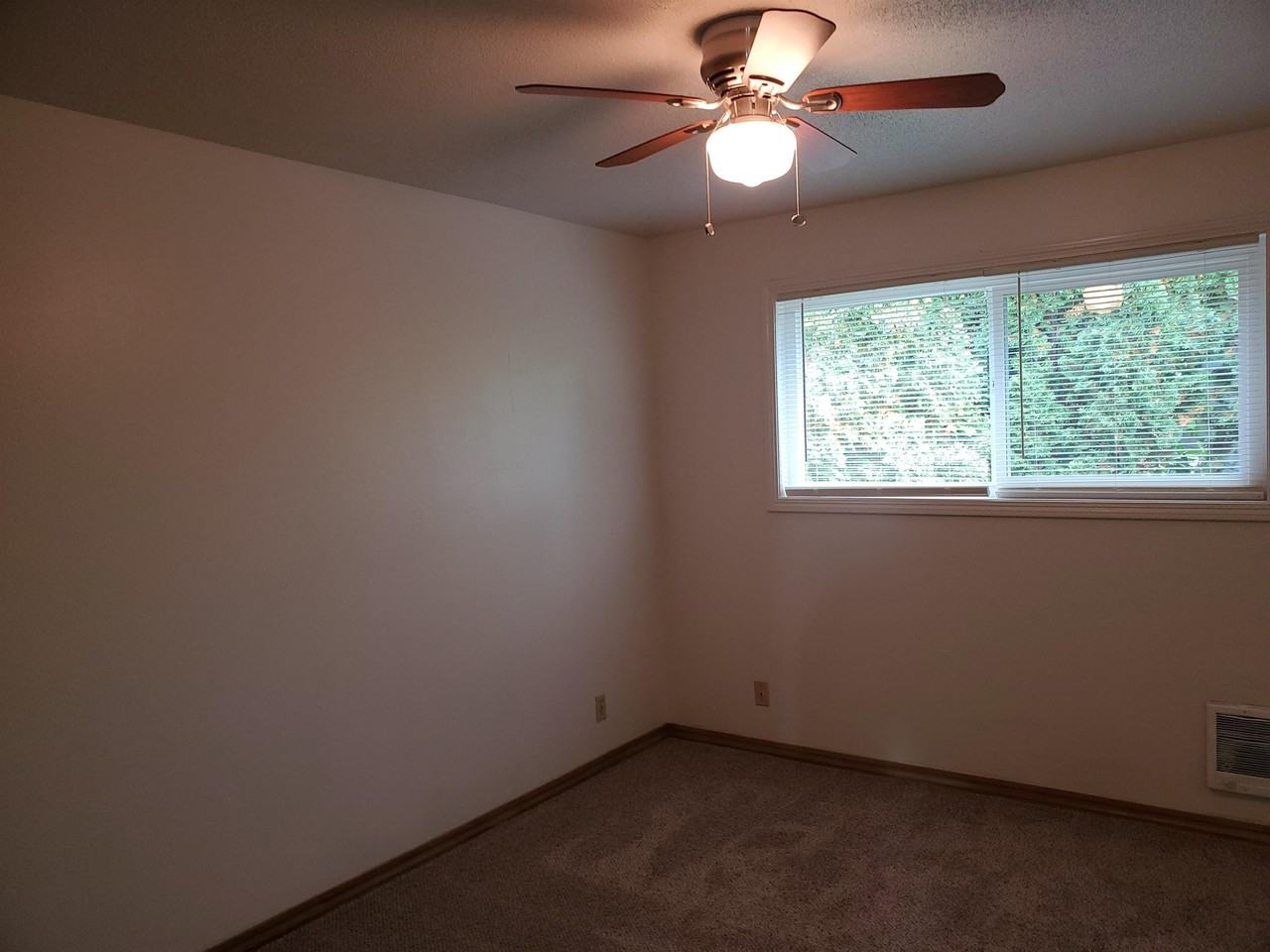 1287-1297 D Street Northeast - Photo 3 of 14