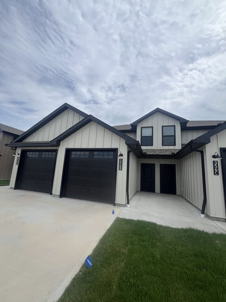 356 SE 85 Rd - Photo 2 of 20