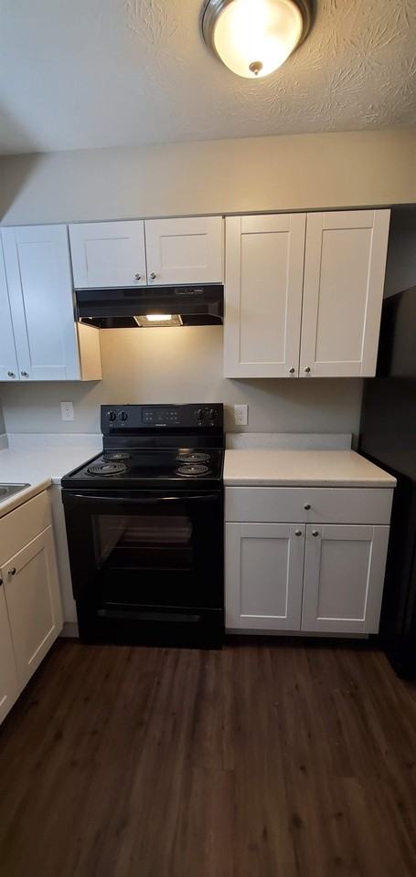 115 Southview Drive - Photo 4 of 33