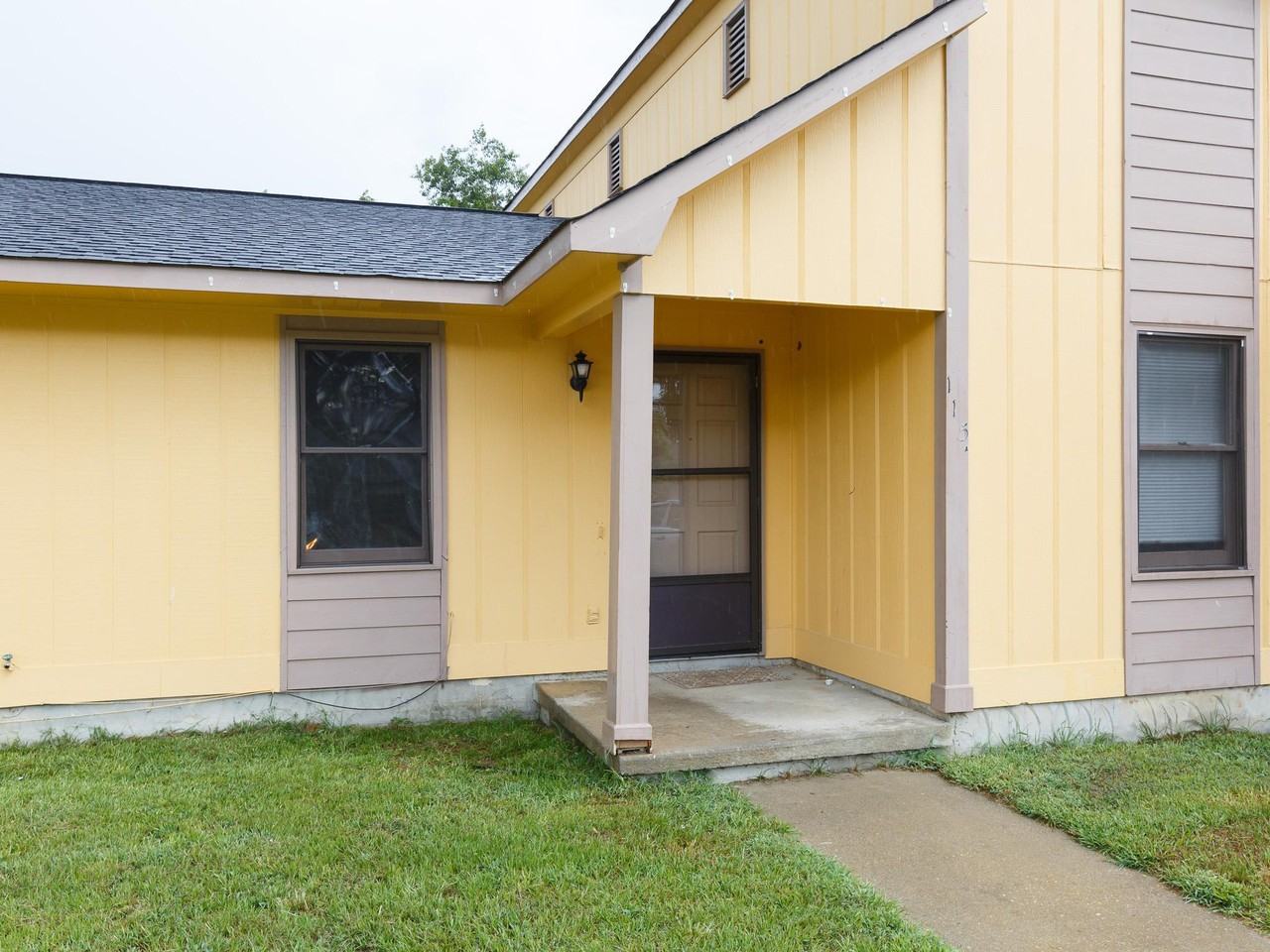 115 A Eulon Loop - Photo 2 of 15