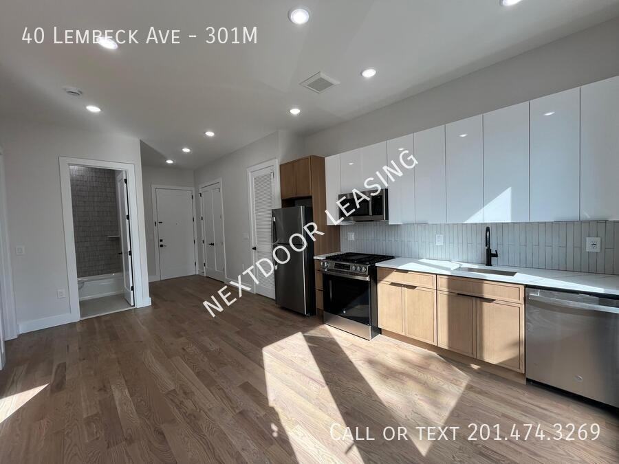 40 Lembeck Ave #301M - Photo 3 of 7