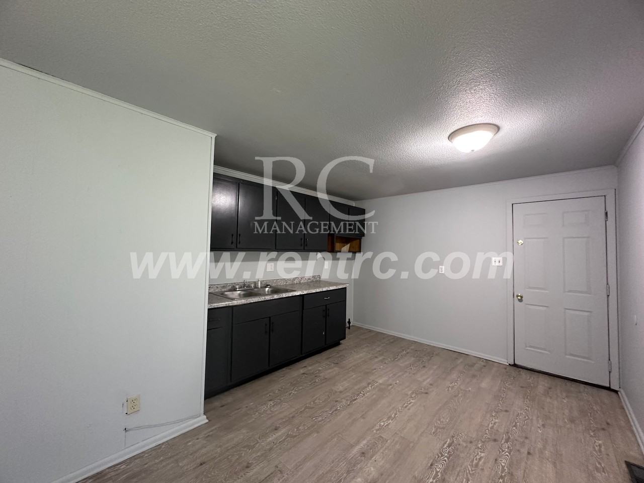 5 Grace St - Photo 2 of 11