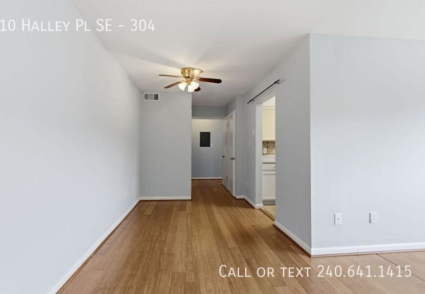 10 Halley Pl Se #304 - Photo 3 of 12