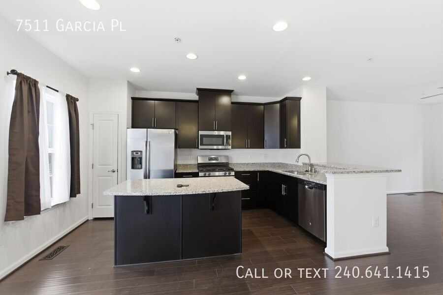 7511 Garcia Pl - Photo 5 of 27