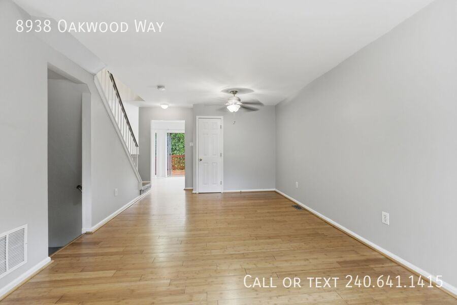 8938 Oakwood Way - Photo 2 of 22