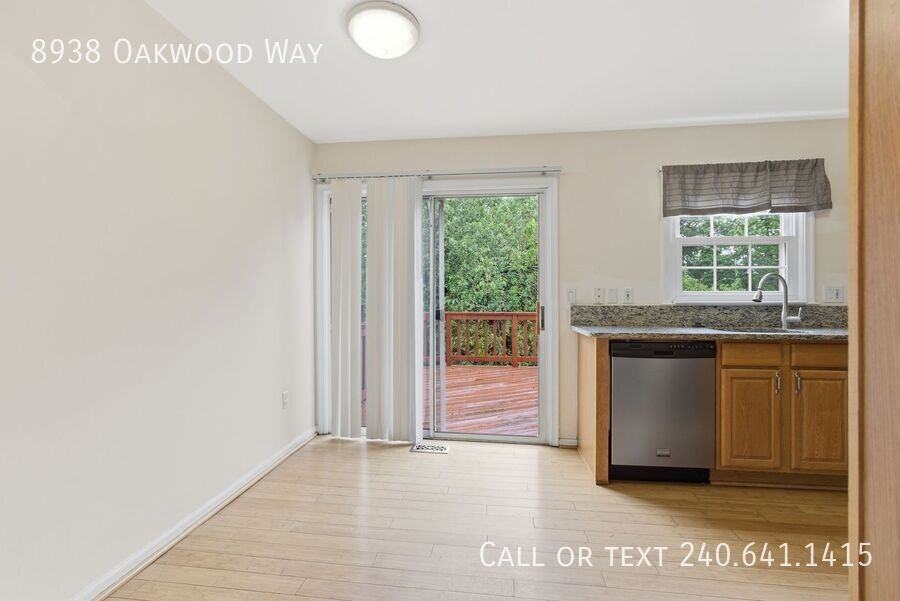 8938 Oakwood Way - Photo 6 of 22