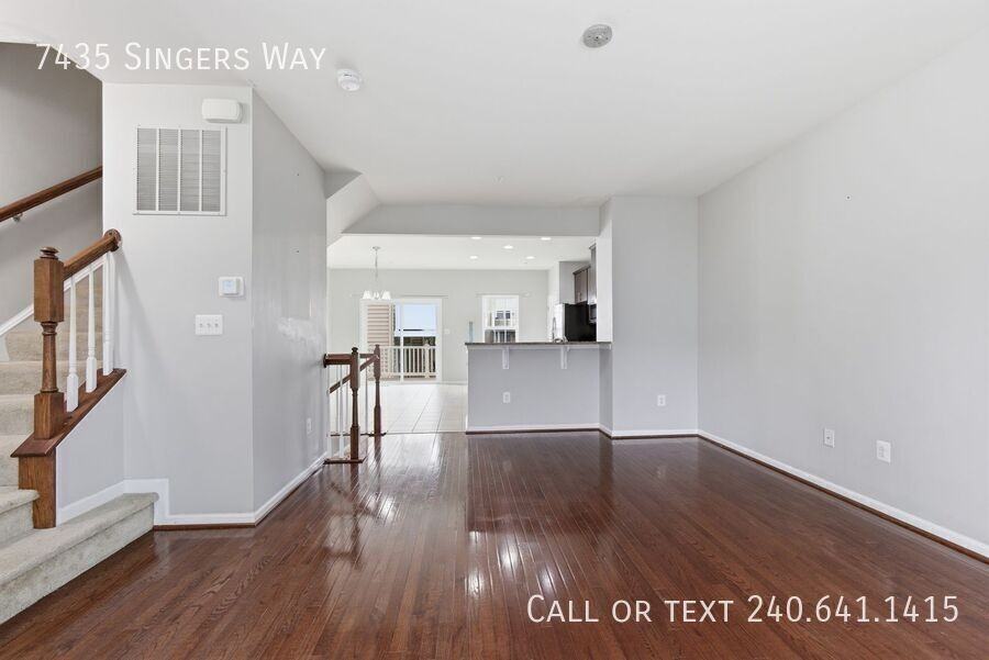 7435 Singers Way - Photo 2 of 23