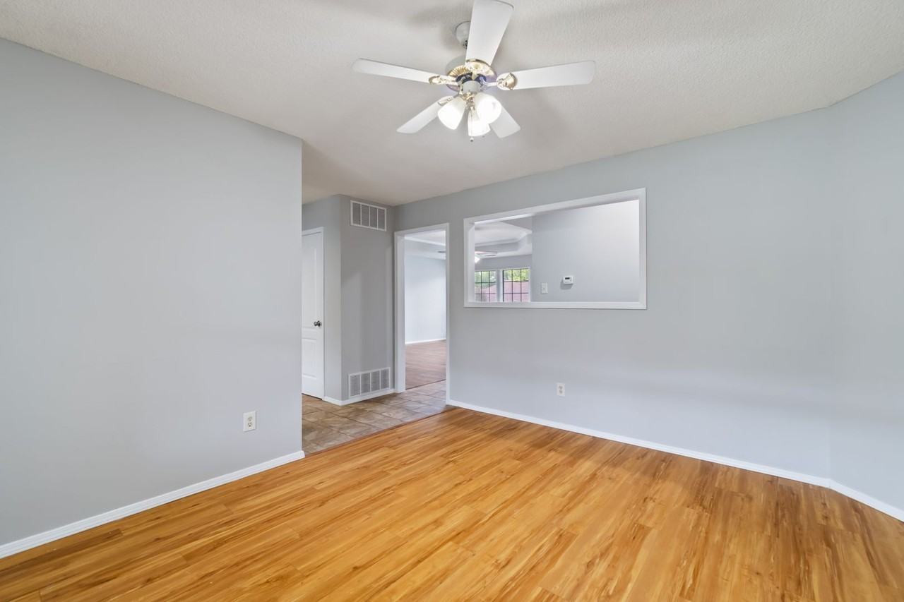 8808 Timberlyn Way - Photo 7 of 25