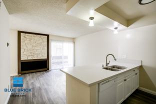 451 S Harvard Blvd #211 - Photo 1 of 1