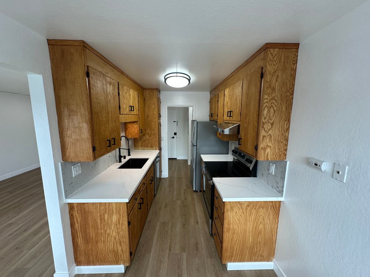 2425 Macarthur Blvd #37 - Photo 2 of 23