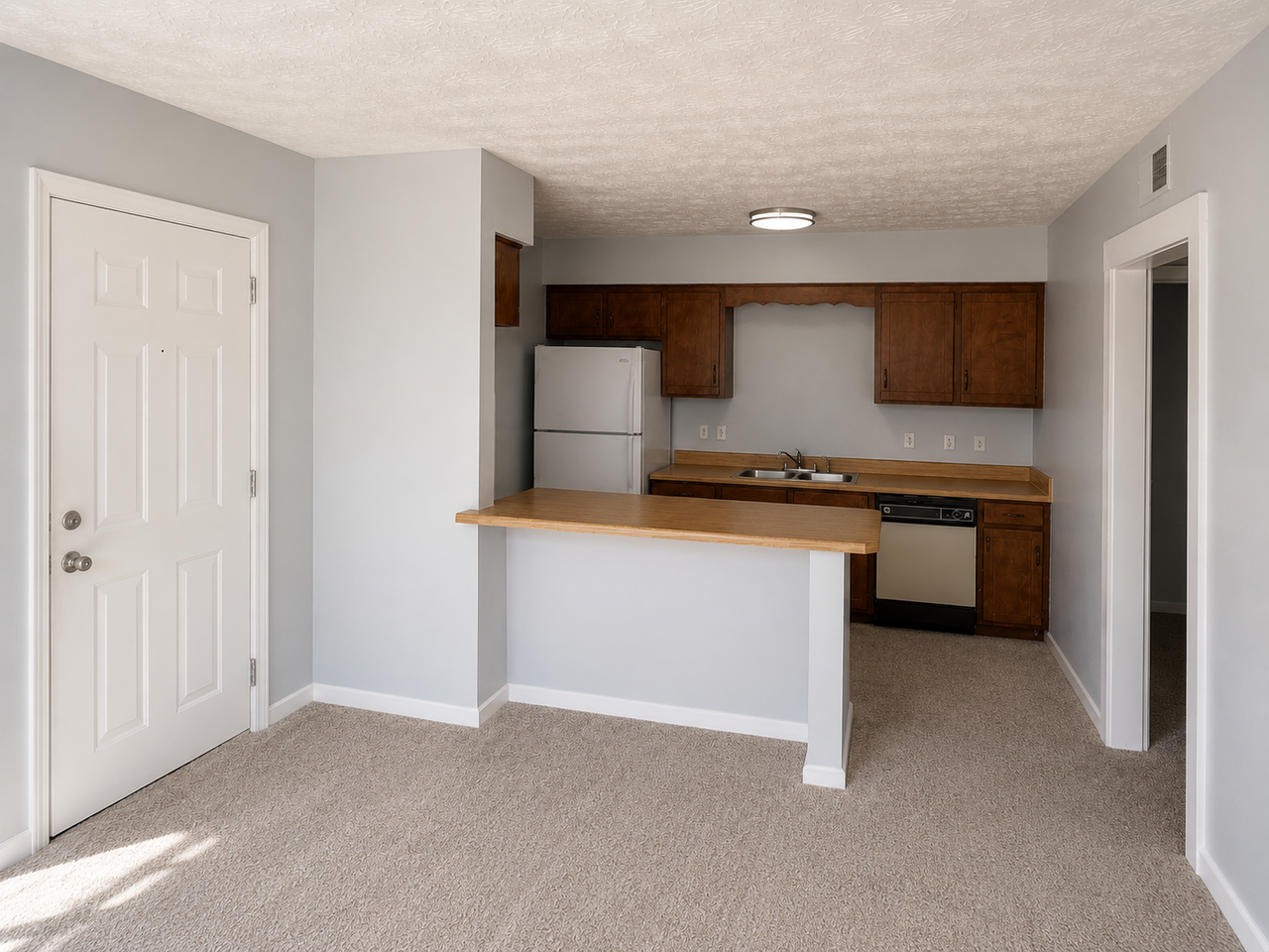 Eastside Apartments - Photo 2 of 4