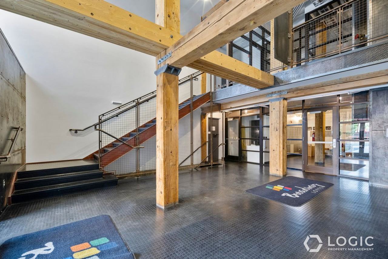 159 W Broadway #304 - Photo 3 of 21