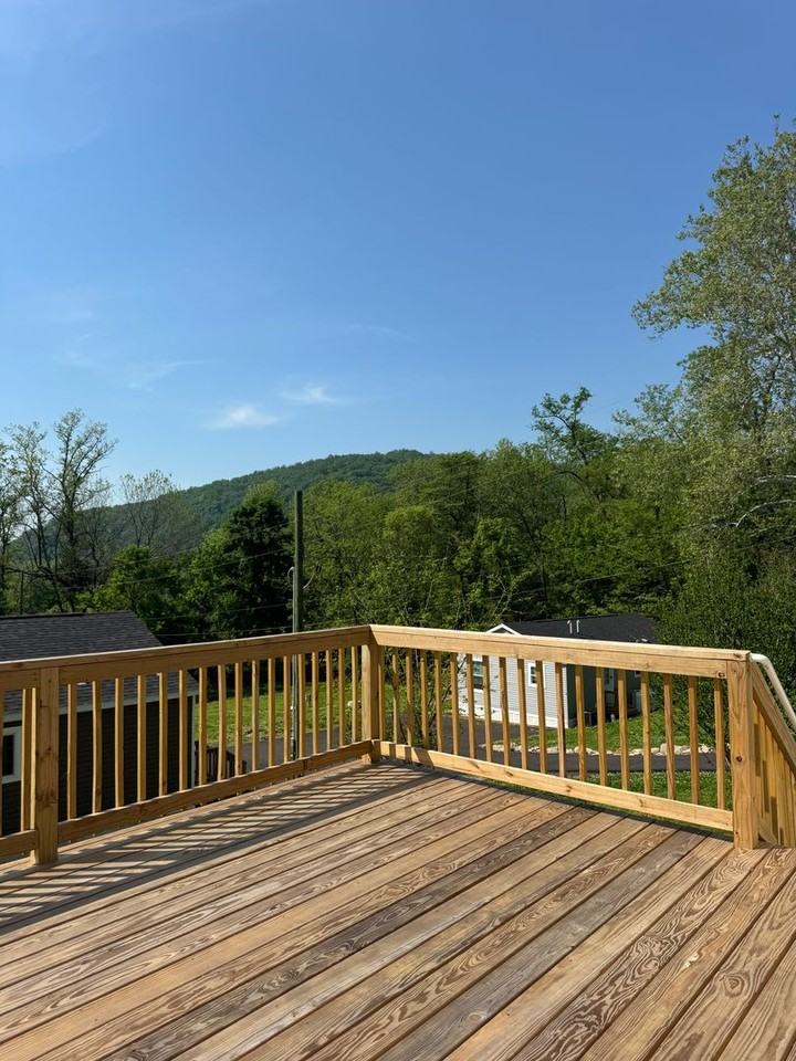 465 Royal Manor Rd #5 - Photo 6 of 13