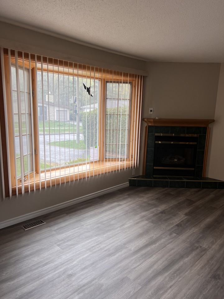 17 Canfield Rd - Photo 4 of 31