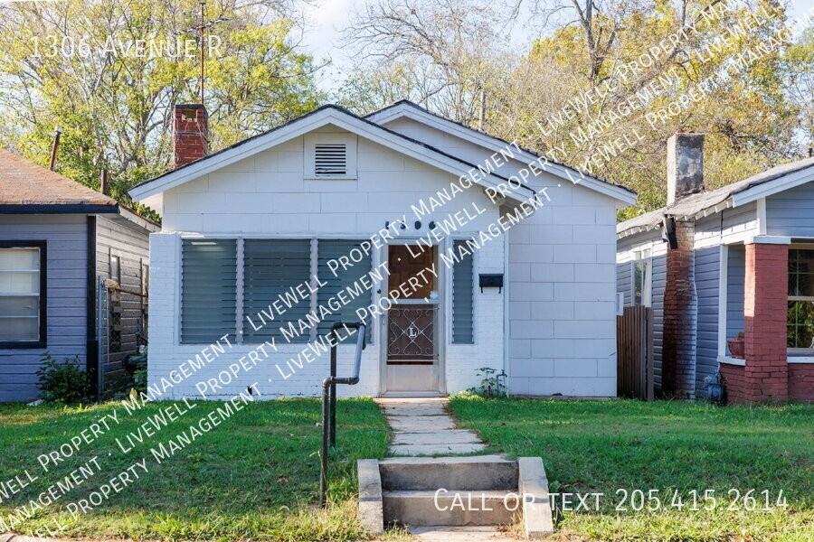 1306 Avenue R - Photo 2 of 23