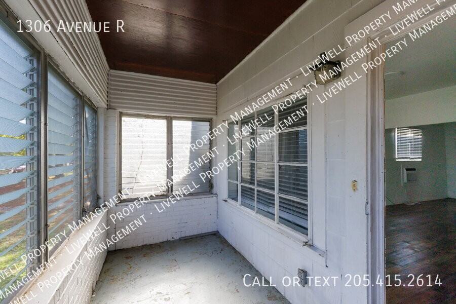 1306 Avenue R - Photo 6 of 23