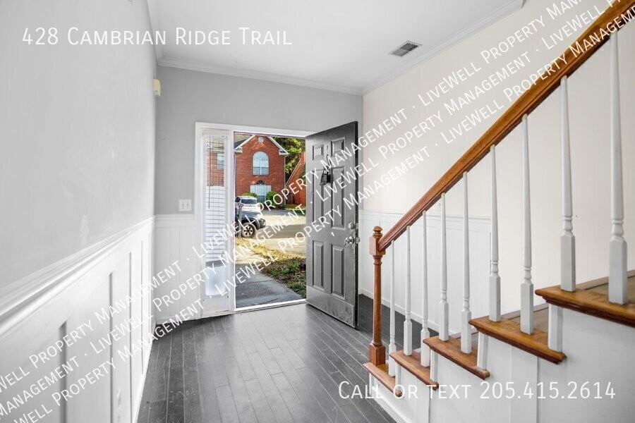 428 Cambrian Ridge Trl - Photo 5 of 46