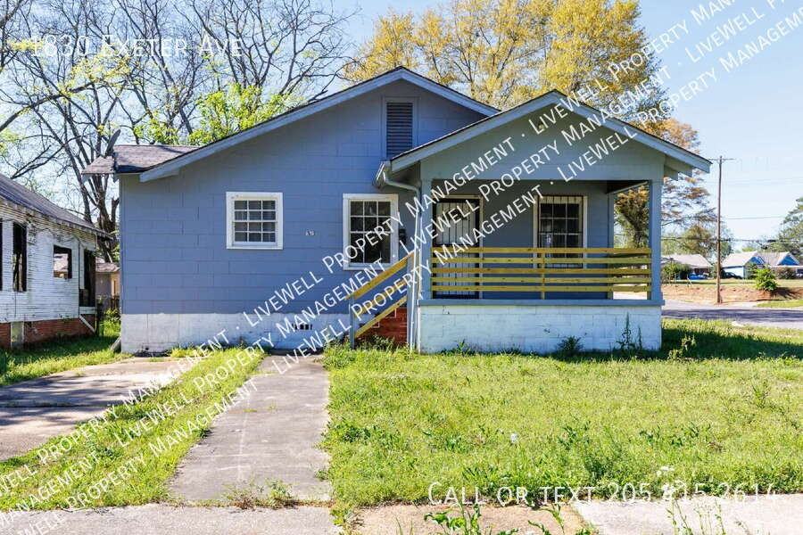 1830 Exeter Ave - Photo 2 of 15