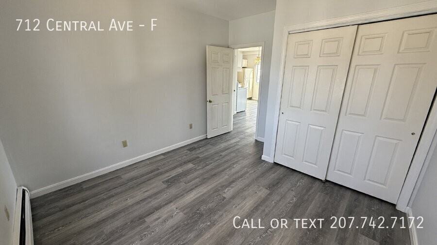 712 Central Ave #F - Photo 6 of 17