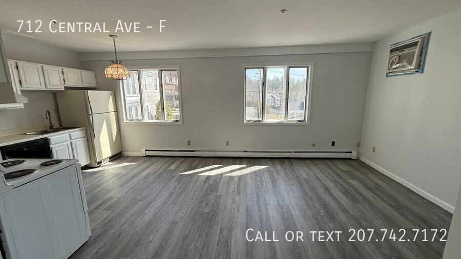712 Central Ave #F - Photo 7 of 16
