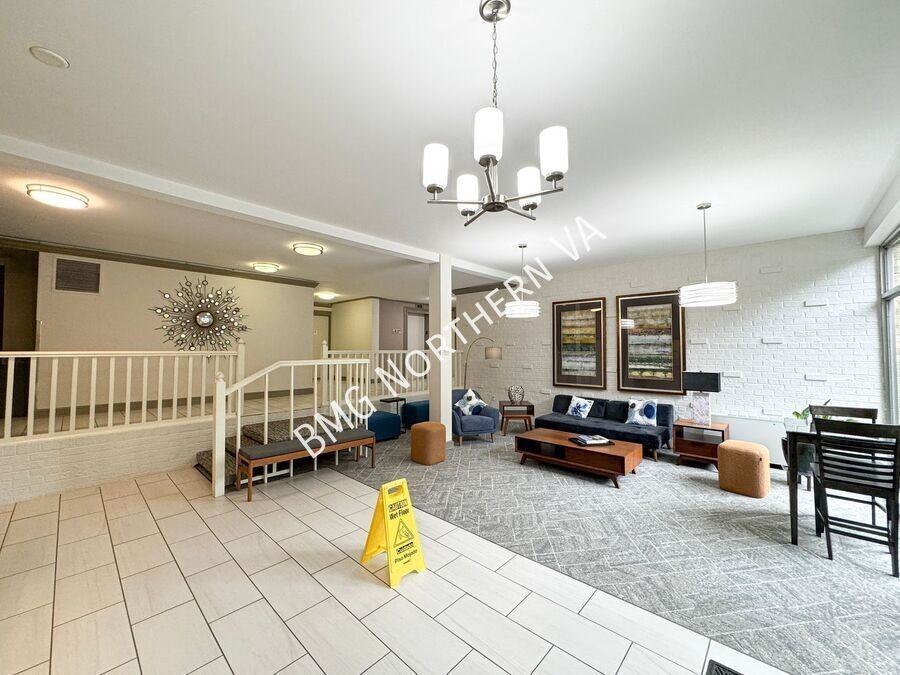 200 N Maple Ave #603 - Photo 3 of 25