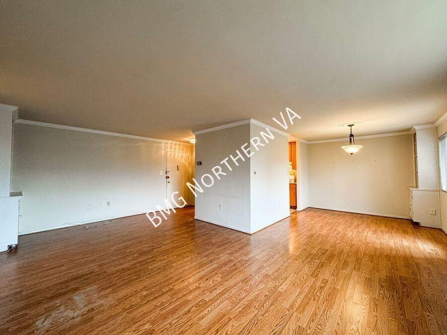 200 N Maple Ave #603 - Photo 5 of 25