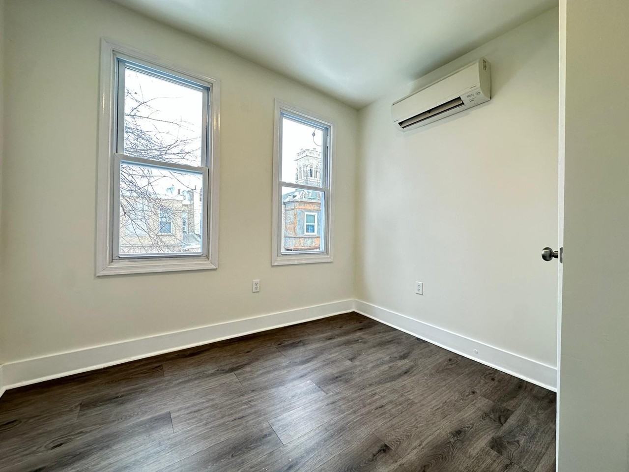2407 W Harold St - Photo 7 of 9