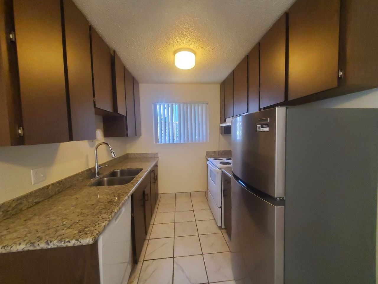 534 & 536 Humboldt Street #534-1 - Photo 4 of 15