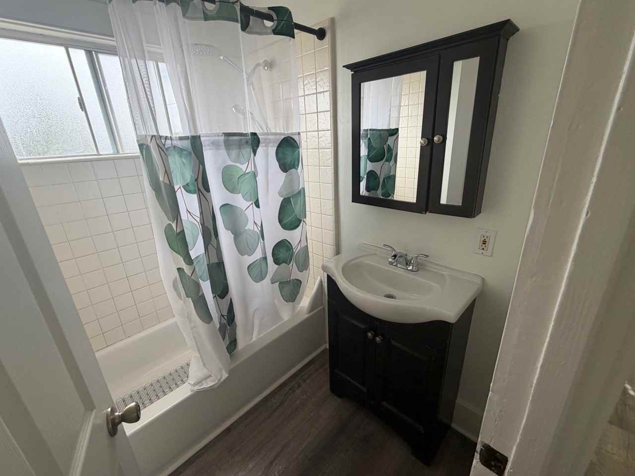 1137 South Cabrillo Avenue - Photo 4 of 9