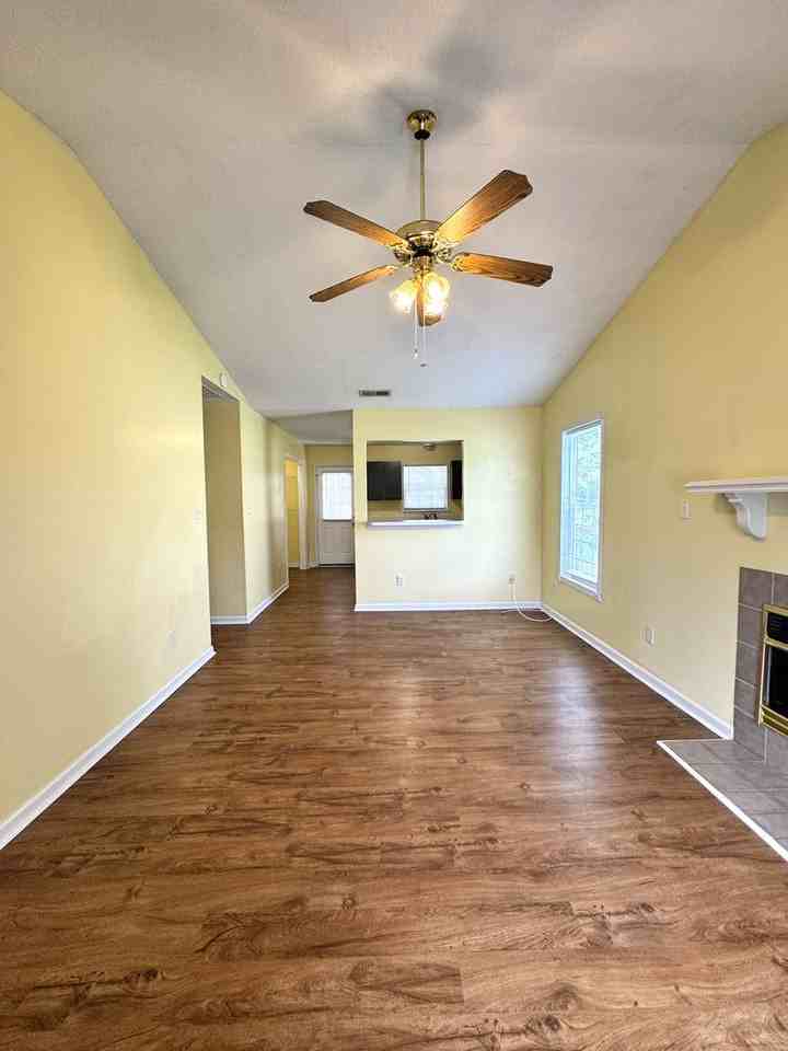 981 W Pueblo Dr - Photo 2 of 17