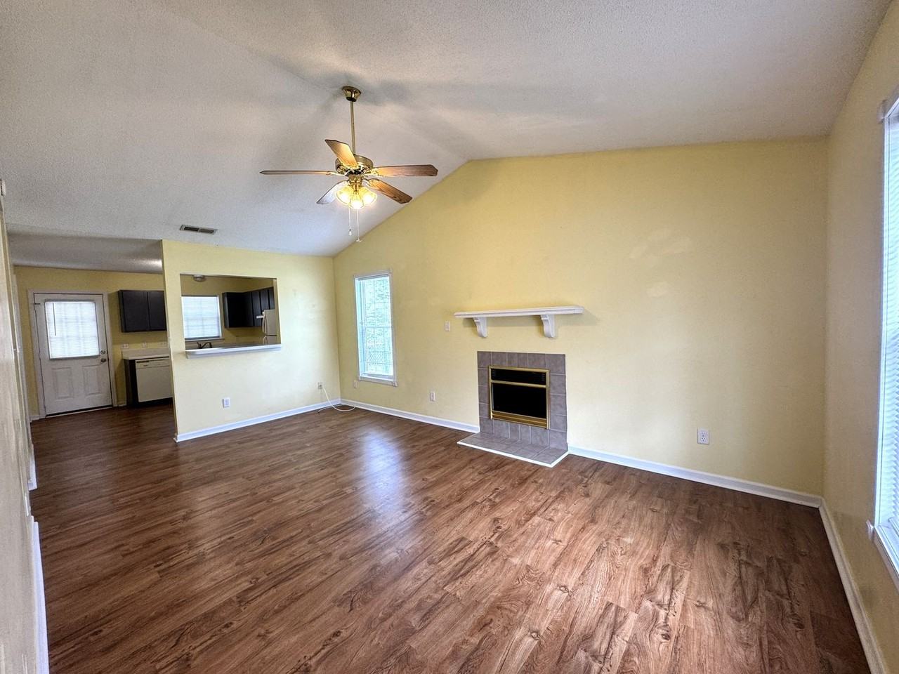 981 W Pueblo Dr - Photo 3 of 17