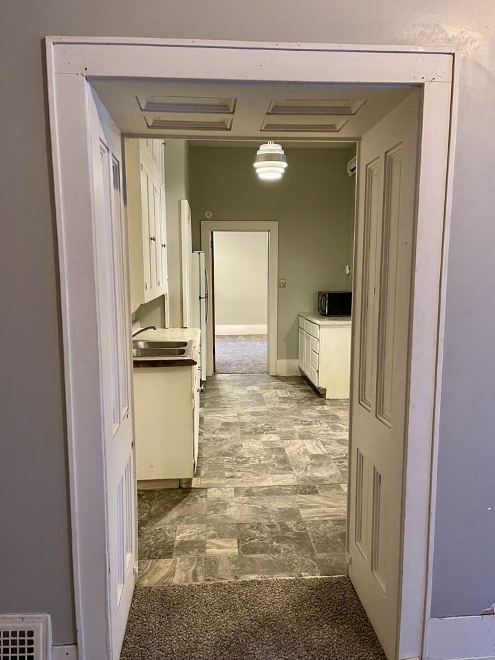 447-453 West Military Avenue - Photo 4 of 13