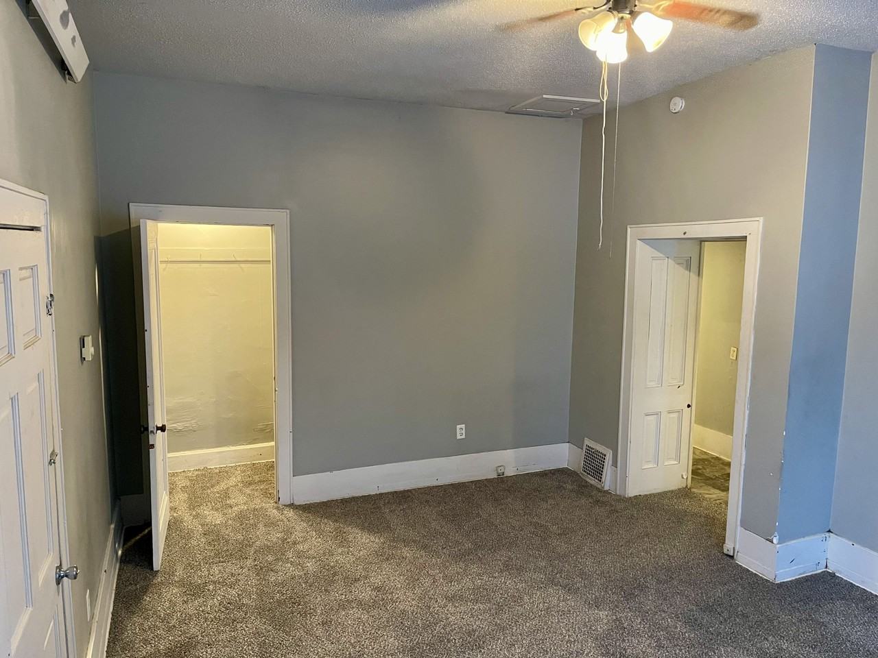 447-453 West Military Avenue - Photo 5 of 13