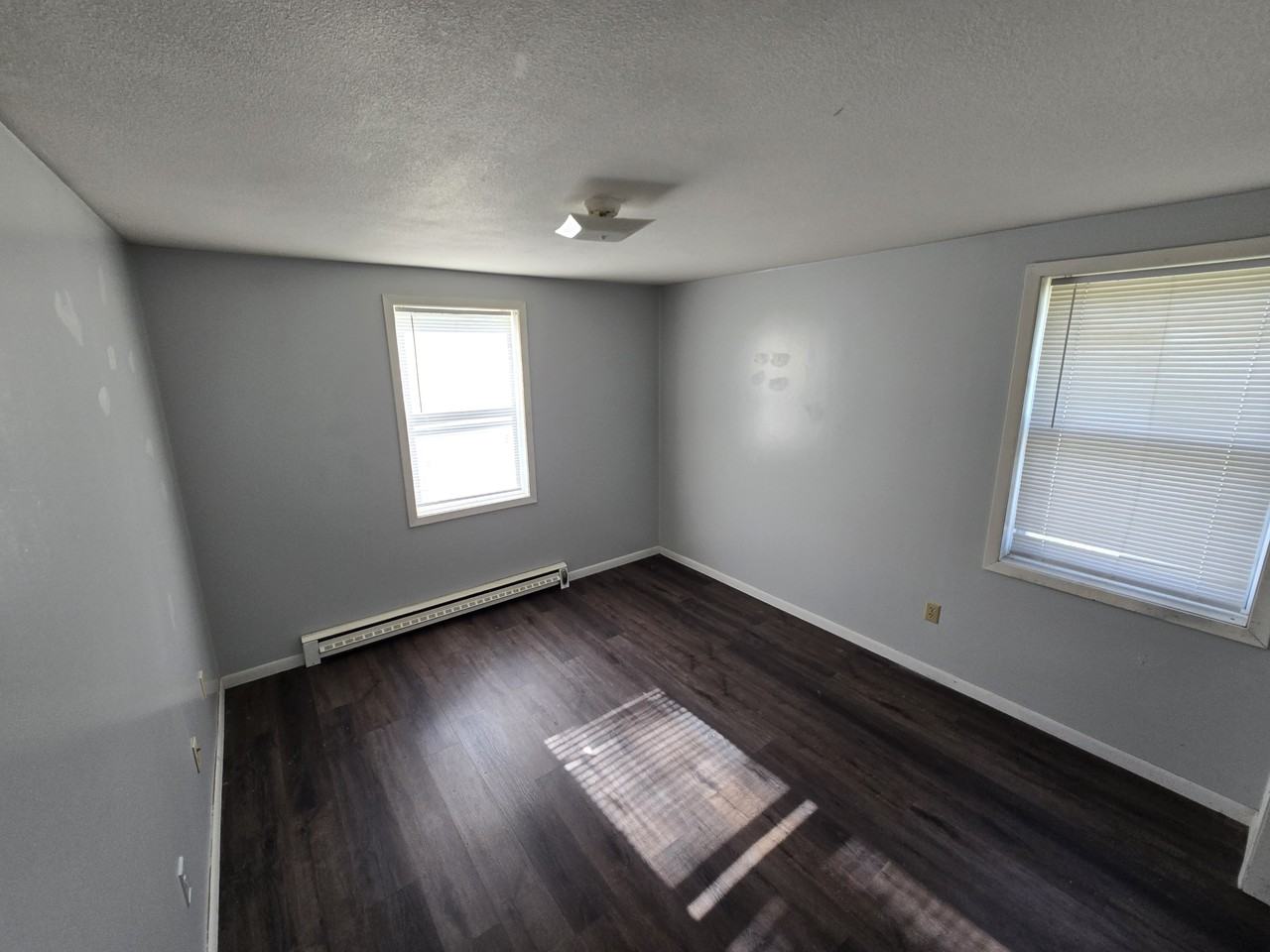 318 Walnut Street - Photo 3 of 7