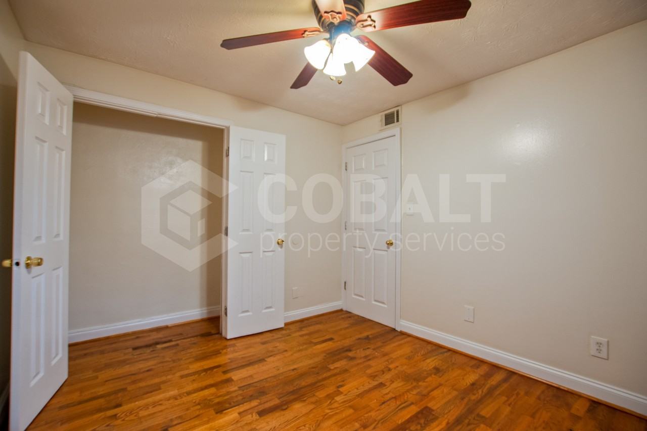 25 Bradley St - Photo 6 of 10