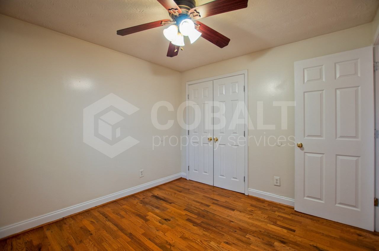 25 Bradley St - Photo 7 of 10