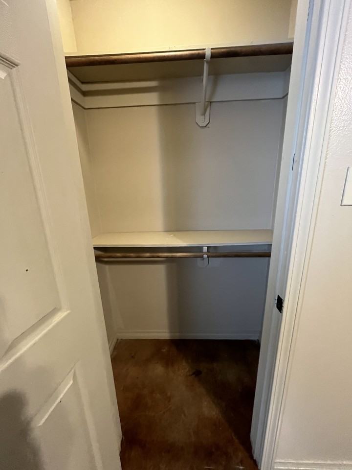Bayou Pointe - Photo 4 of 10
