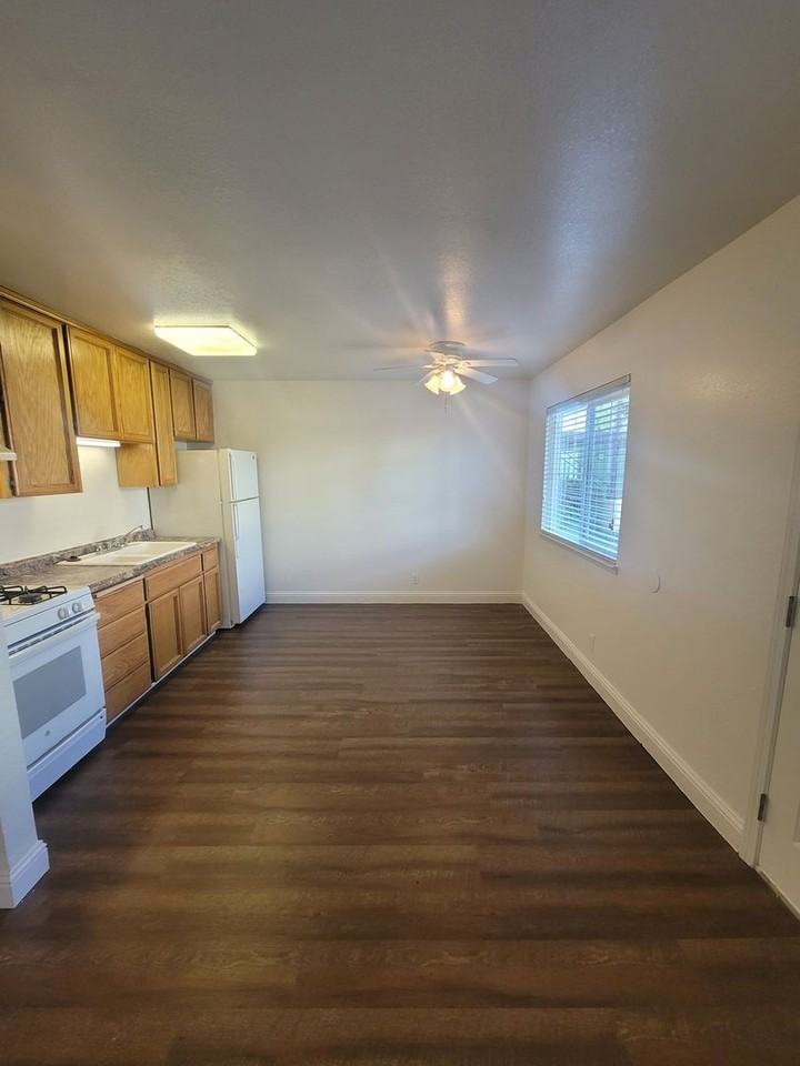 San Ramon Court - Photo 2 of 19