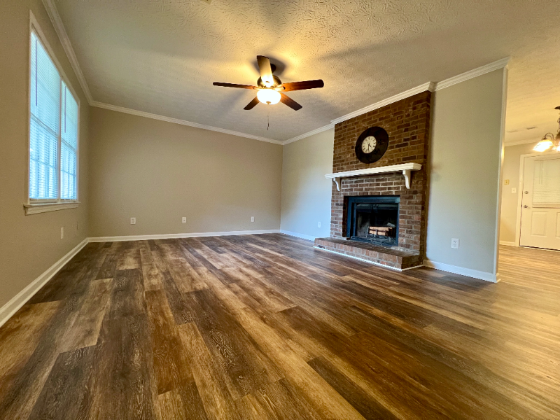 2376 Rosedale Rd - Photo 2 of 18