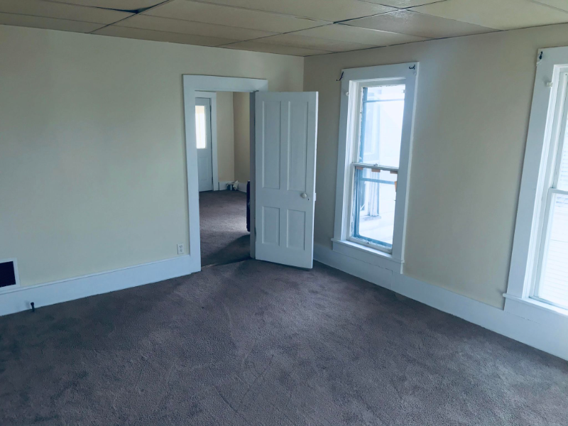 1200 1/2 Gomber Ave - Photo 6 of 11