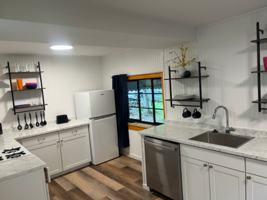featured image of 167B Crest St