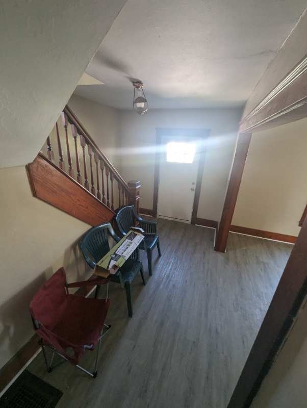 220 Hamilton Ave - Photo 5 of 13