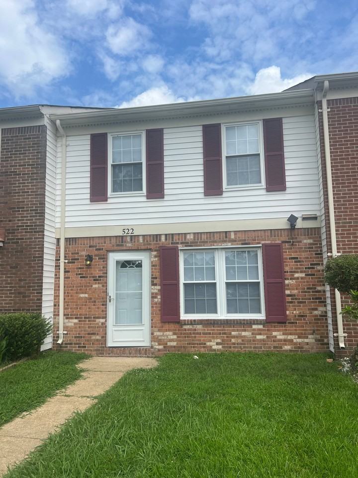 522 Hollomon Dr - Photo 2 of 8