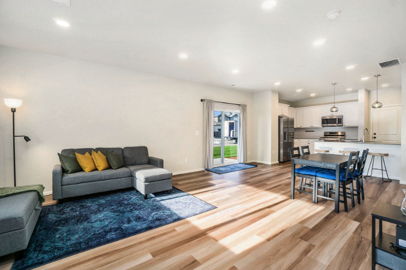 2844 Barnstormer St #1 - Photo 6 of 13